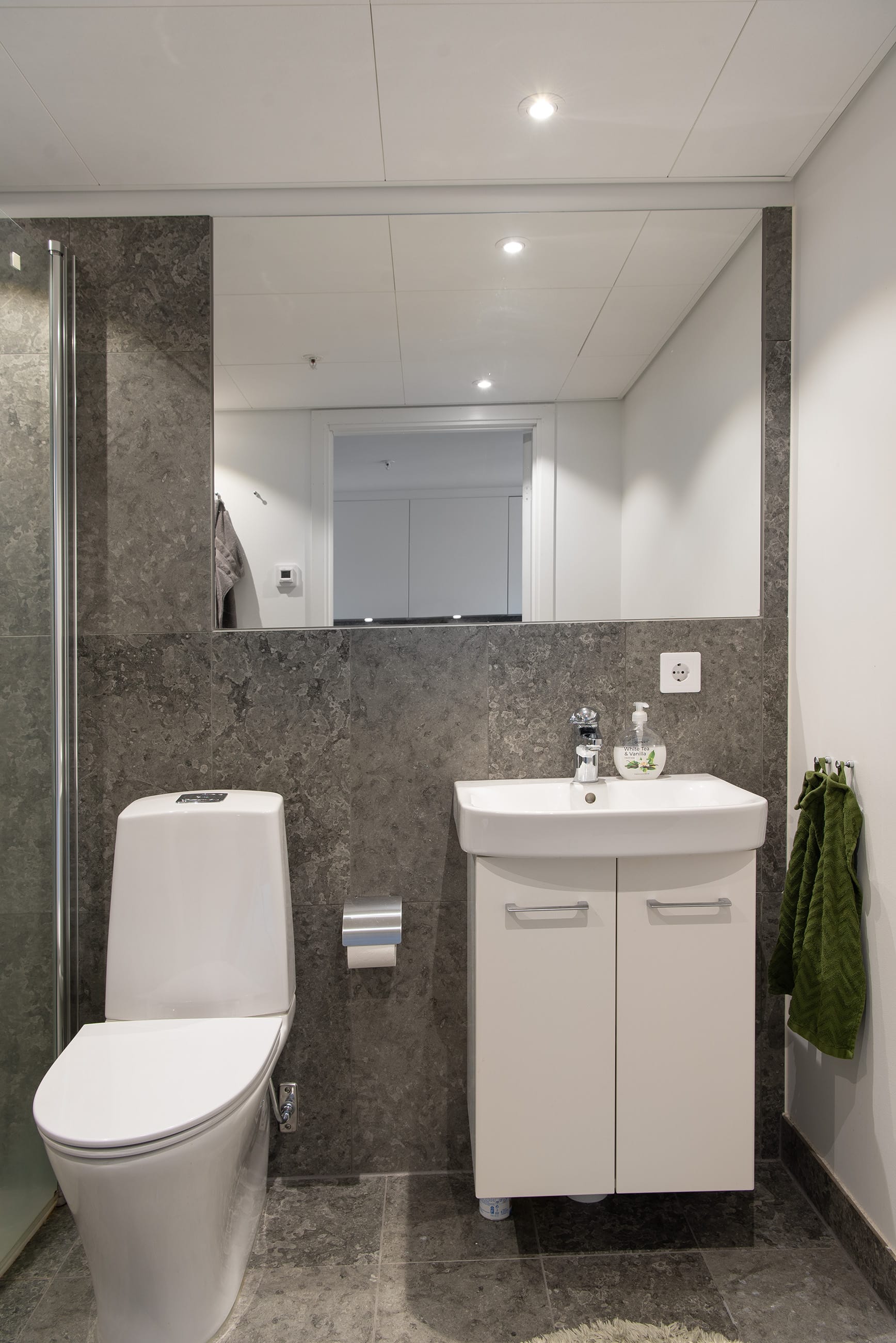 1-room apartment in Växjö, Storgatan - image 5