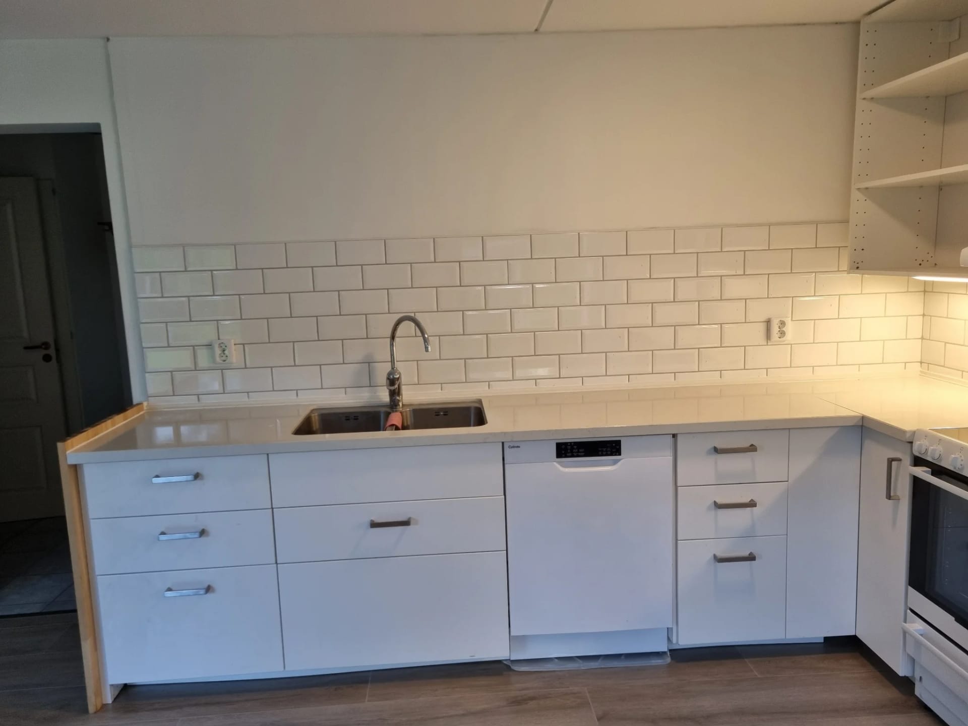 2-room apartment in Östra Frölunda, Falkenbergsvägen - image 1